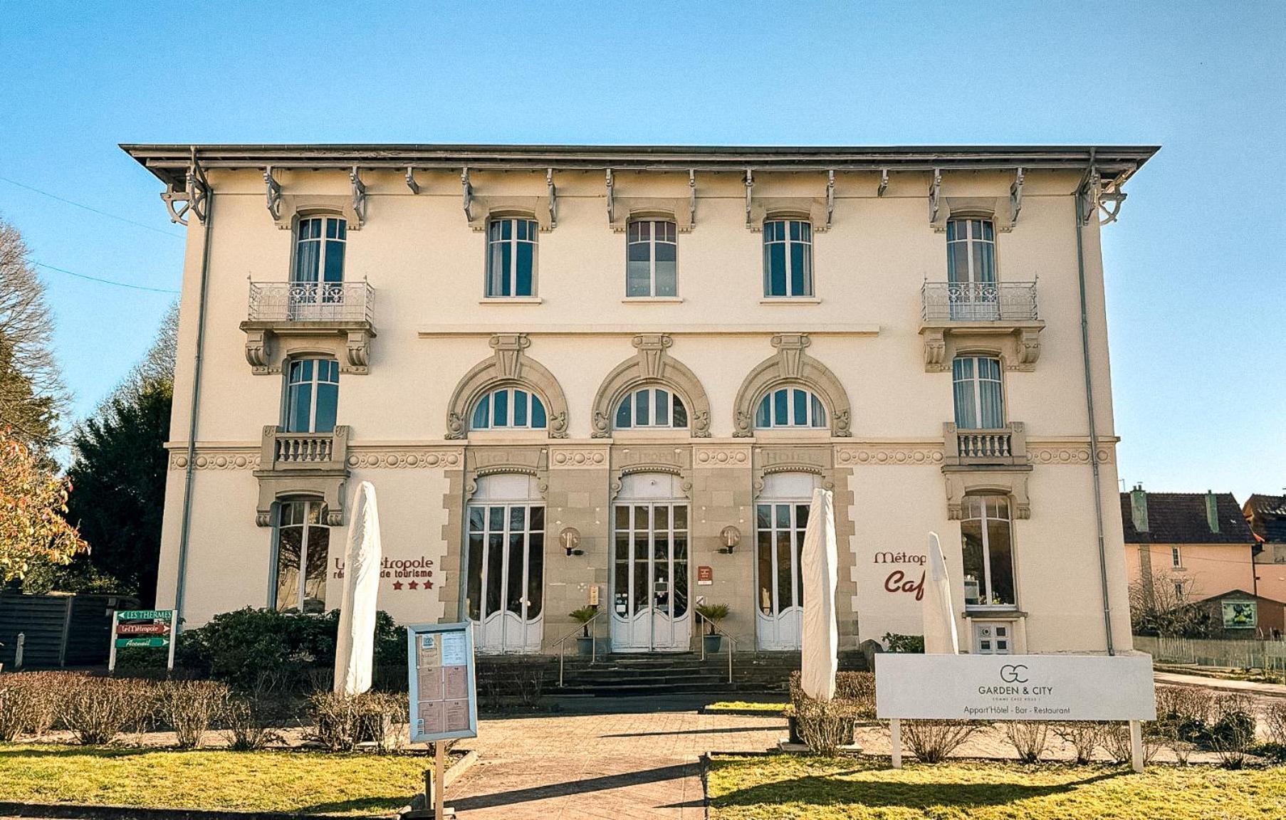 Garden & City Luxeuil Ex Le Metropole Et Les Thermes Exterior photo